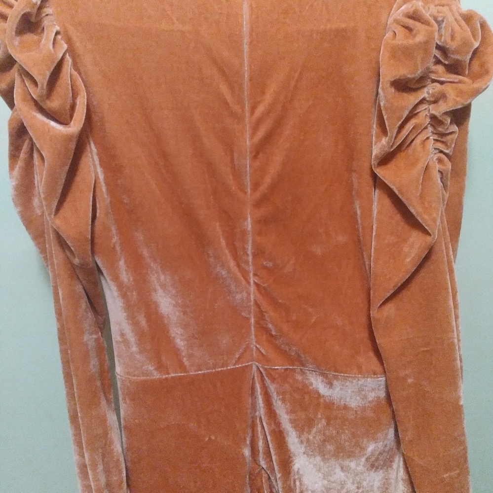 Dress - Picture 2 of 2